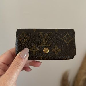 Louis Vuitton 4 Key Holder Monogram